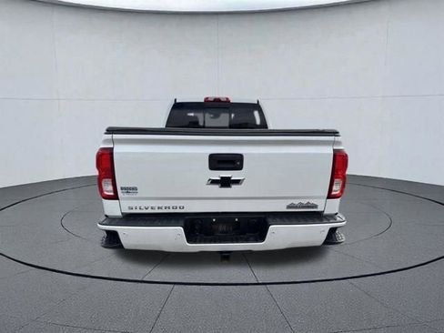 Used 2016 Chevrolet Silverado 1500 High Country w/ High Country Premium Package AWD/4WD image 6