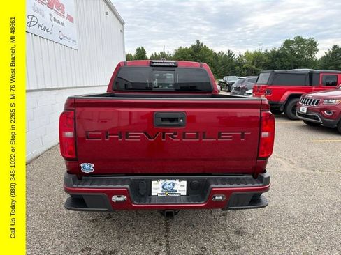 Used 2022 Chevrolet Colorado LT w/ LT Convenience Package AWD/4WD image 13