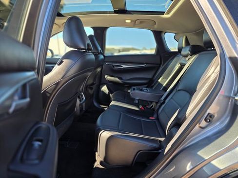 Used 2024 INFINITI QX50 Luxe image 18