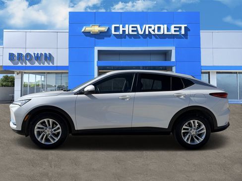 Used 2024 Buick Envista Preferred w/ Convenience I Package FWD image 5