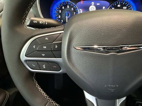 New 2026 Chrysler Pacifica Select image 18