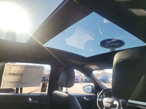 New 2025 Ford Escape ST-Line Select w/ Tech Pack #2 image 25