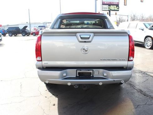 Used 2007 Cadillac Escalade EXT w/ Information Package AWD/4WD image 5