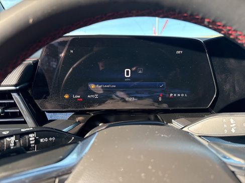 Used 2025 Chevrolet Tahoe RST w/ Comfort Package image 27