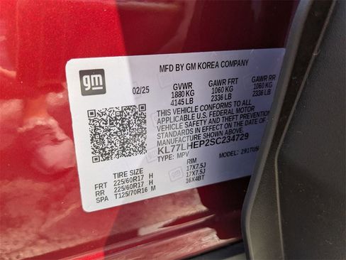 Used 2025 Chevrolet Trax LT w/ LT Convenience Package image 33