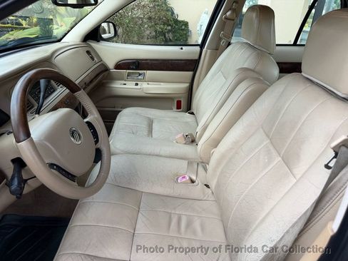 Used 2010 Mercury Grand Marquis LS image 26