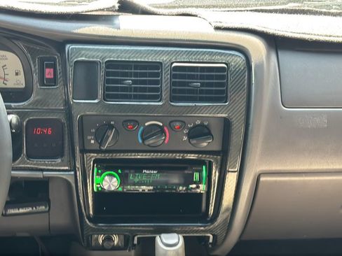 Used 2004 Toyota Tacoma PreRunner RWD image 24