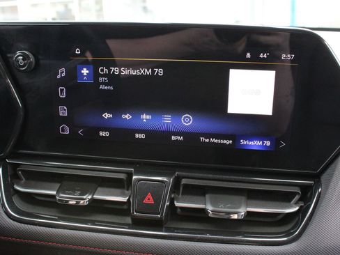 Used 2024 Chevrolet TrailBlazer RS image 34