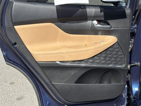 Used 2023 Hyundai Santa Fe Calligraphy image 21