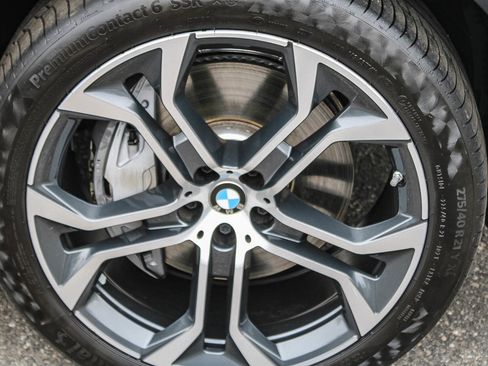 Certified 2026 BMW X5 xDrive50e w/ Parking Assistance Package AWD/4WD image 10