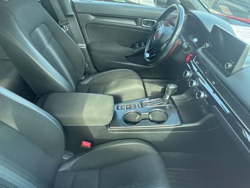 Used 2023 Honda Civic Sport image 9