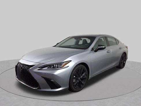 Used 2025 Lexus ES 350 F Sport FWD image 2