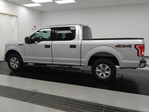 Used 2015 Ford F150 XLT AWD/4WD image 3