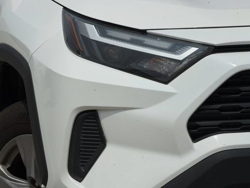 Certified 2025 Toyota RAV4 XLE FWD image 8
