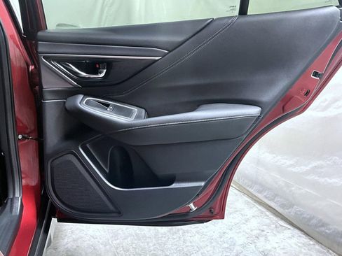 Used 2022 Subaru Outback Limited image 21