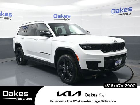Used 2025 Jeep Grand Cherokee L Altitude AWD/4WD image 1