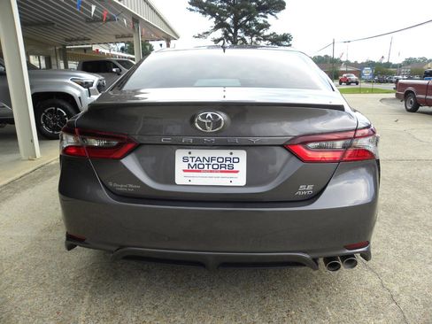 Used 2023 Toyota Camry SE AWD/4WD image 8