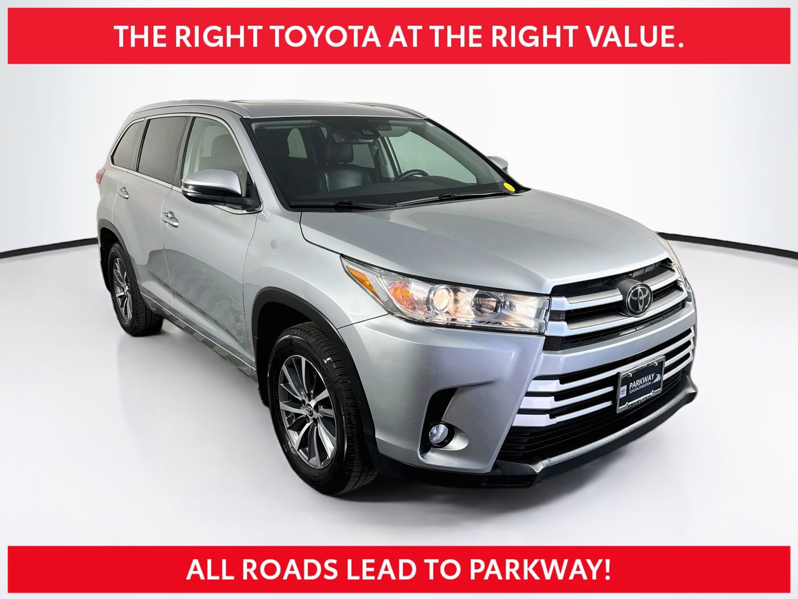 Used 2017 Toyota Highlander XLE AWD/4WD image 1