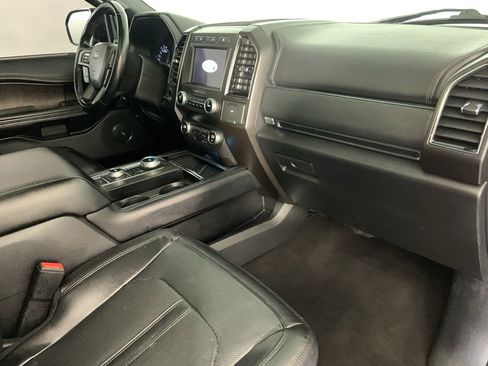 Used 2021 Ford Expedition Limited image 33