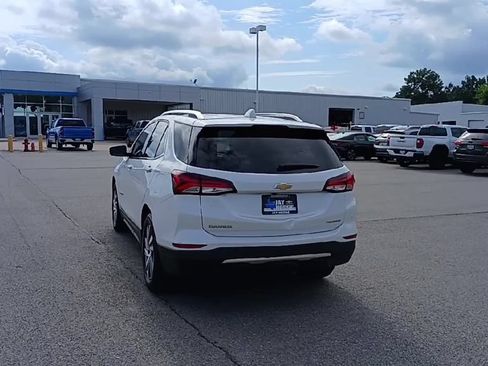 Certified 2022 Chevrolet Equinox Premier w/ LPO, Floor Liner Package FWD image 7