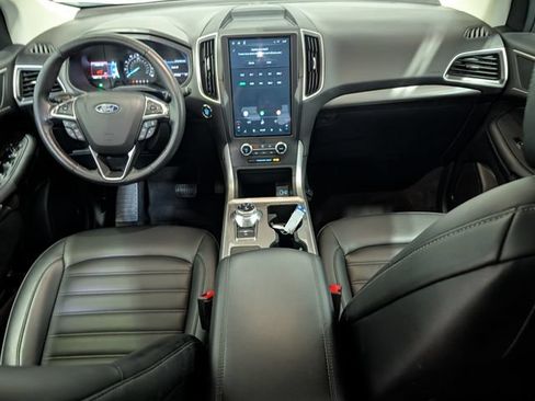 Used 2024 Ford Edge SEL AWD/4WD image 11