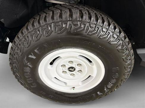 Used 2024 Ford Bronco Heritage Edition AWD/4WD image 12