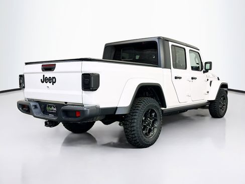 Used 2023 Jeep Gladiator Sport AWD/4WD image 9