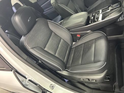 New 2026 Buick Enclave Sport Touring w/ Power Package AWD/4WD image 25