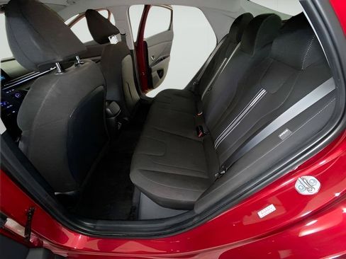 Used 2024 Hyundai Elantra SEL FWD image 32