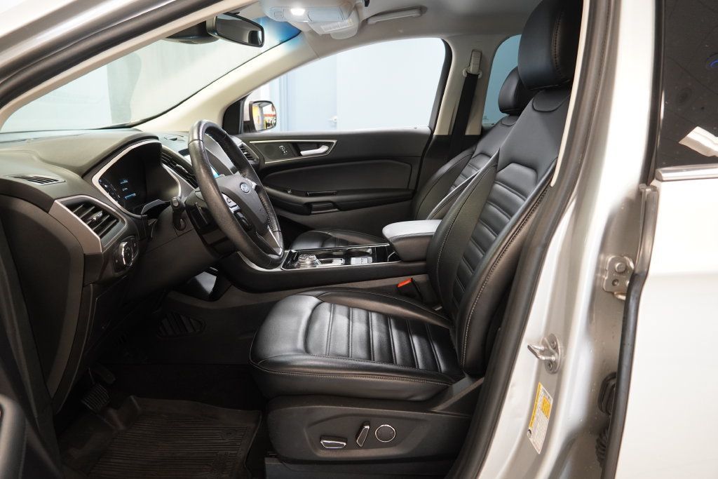 Used 2019 Ford Edge SEL w/ Equipment Group 201A AWD/4WD image 5
