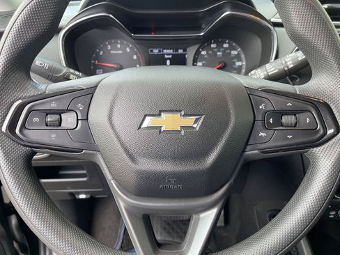 Used 2022 Chevrolet TrailBlazer LT w/ Convenience Package FWD image 20