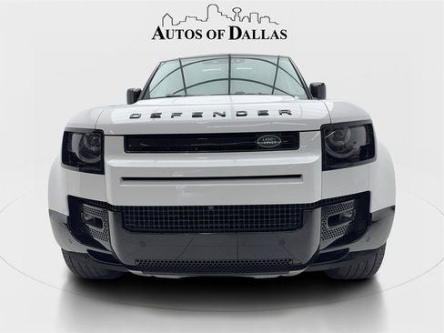 Used 2024 Land Rover Defender 130 X-Dynamic SE image 6