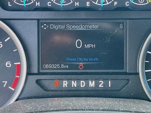 Used 2019 Ford F250 XLT w/ XLT Premium Package AWD/4WD image 7
