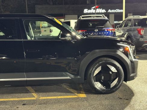 Used 2024 Kia EV9 Light Long Range image 13