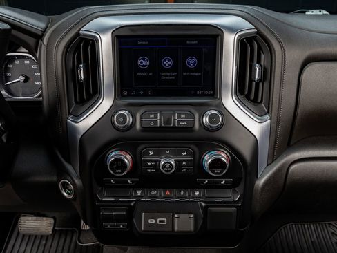 Used 2022 GMC Sierra 2500 SLE w/ SLE Convenience Package image 24