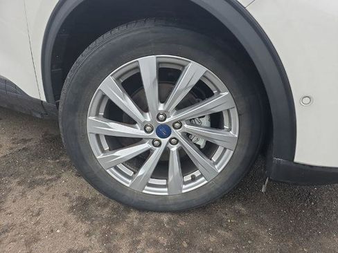 Certified 2022 Ford Escape Titanium w/ Titanium Elite Package image 12