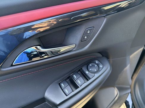 Used 2025 Chevrolet TrailBlazer RS w/ Driver Confidence Package image 21