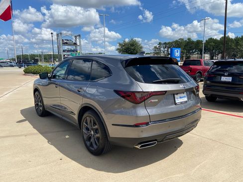 Used 2023 Acura MDX A-Spec image 6