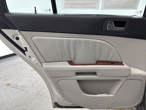 Used 2006 Cadillac STS w/ Preferred Equipment Group image 20