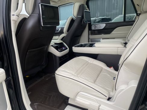 Used 2019 Lincoln Navigator L Black Label w/ Cargo Package image 18