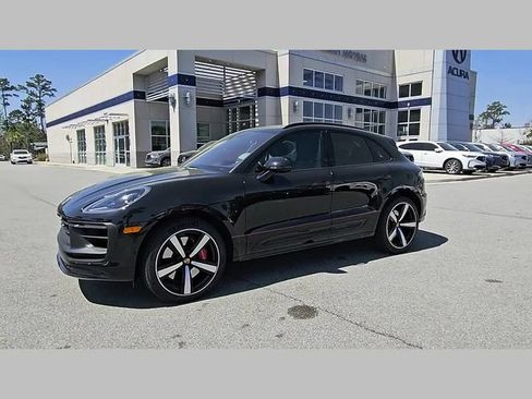 Used 2022 Porsche Macan GTS AWD/4WD image 19