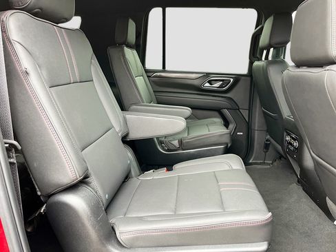 Used 2023 Chevrolet Suburban RST w/ Sport Performance Package AWD/4WD image 28