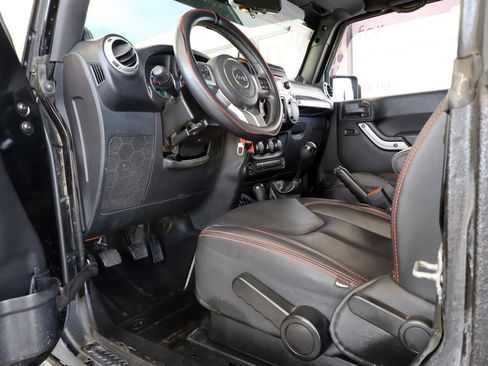 Used 2014 Jeep Wrangler Sport AWD/4WD image 15