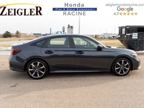 Used 2025 Honda Civic Sport image 8