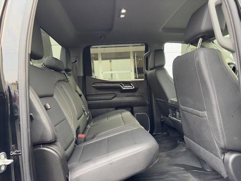 Used 2022 GMC Sierra 1500 SLT image 13