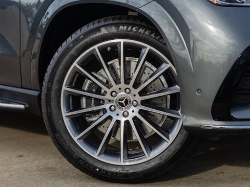 Used 2026 Mercedes-Benz GLE 450 4MATIC image 3