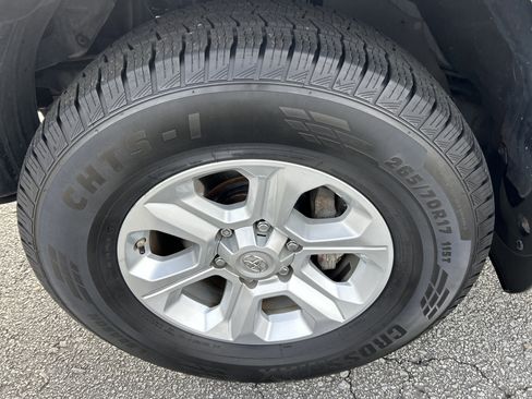 Used 2017 Toyota 4Runner SR5 image 13