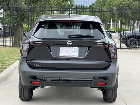 New 2026 Nissan Kicks S image 5