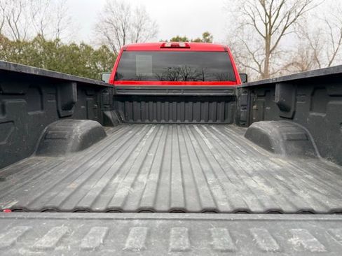 Used 2022 Chevrolet Silverado 2500 LT w/ Convenience Package image 21