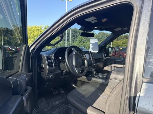 Used 2019 Ford F150 XLT w/ Equipment Group 302A Luxury AWD/4WD image 3